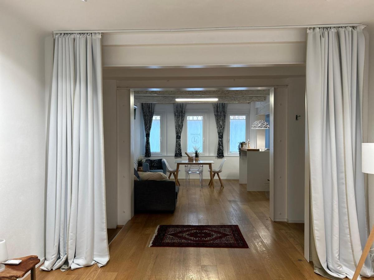 Interno4Home: In Centro Storico Con Posto Auto Ферара Екстериор снимка